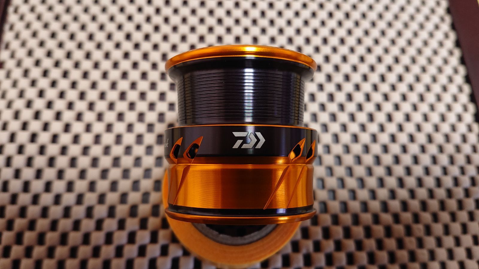 B品/管理番号④) DAIWA 22 SilverCreek MQ LT 2000S-H 純正