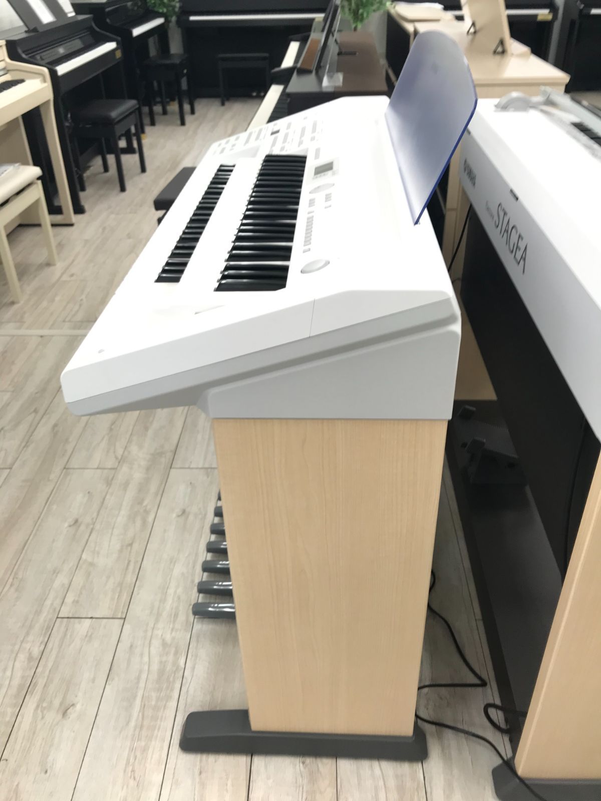 ☆68161【エレクトーン】YAMAHA ELB02 16年製 - メルカリ