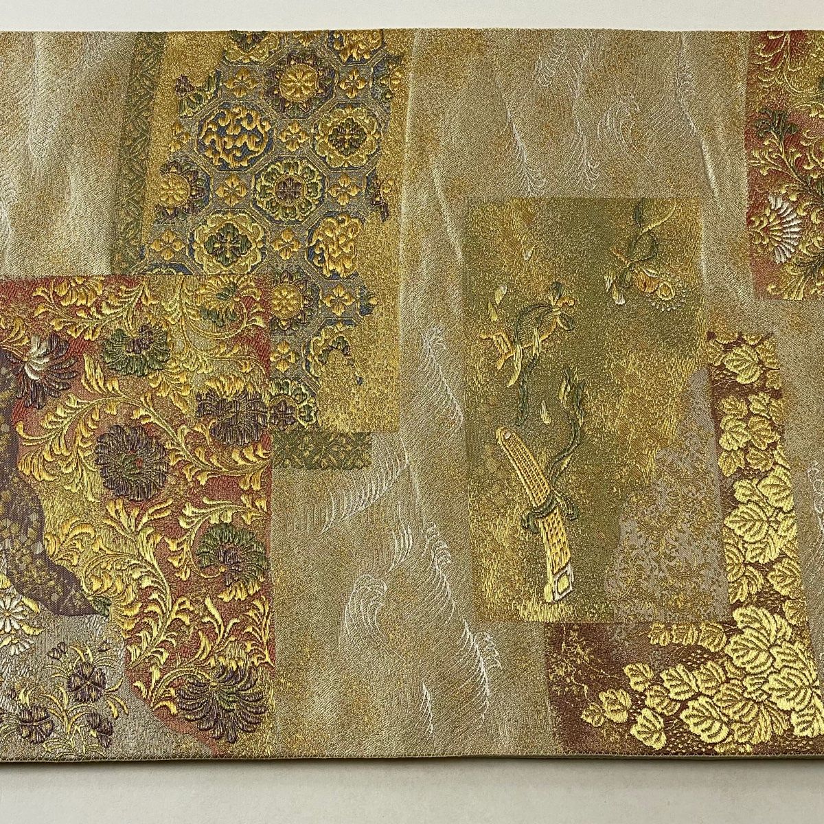 箔 金色