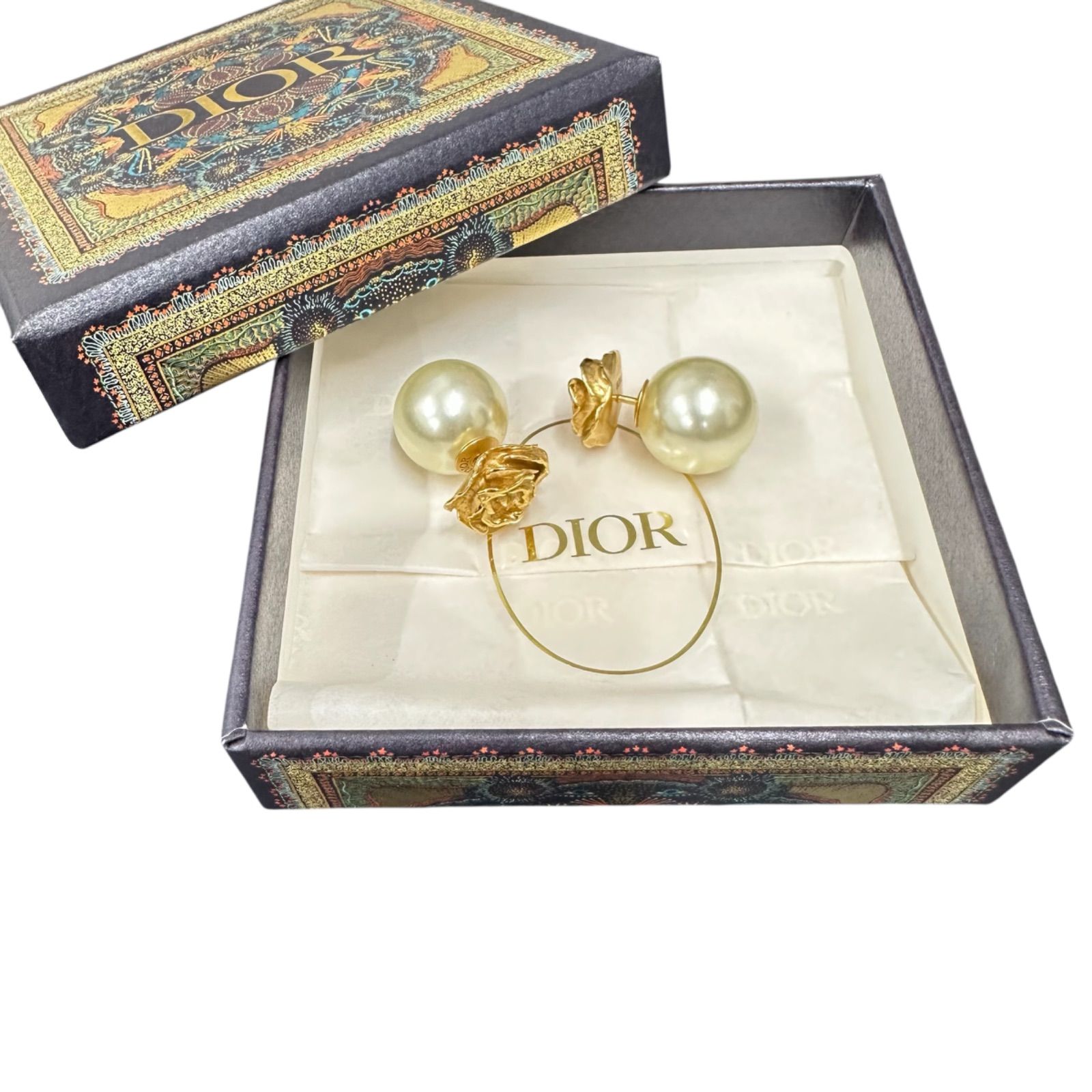 Dior Tribales ディオール トライバル フェイクパール ローズ ピアス 