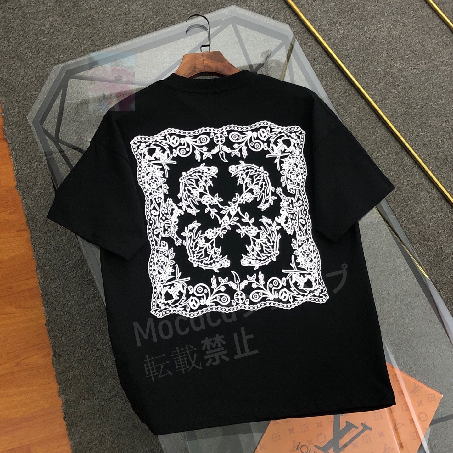OFF White ストリートクールアルファベットロゴプリント半袖Tシャツ男女同型 黑