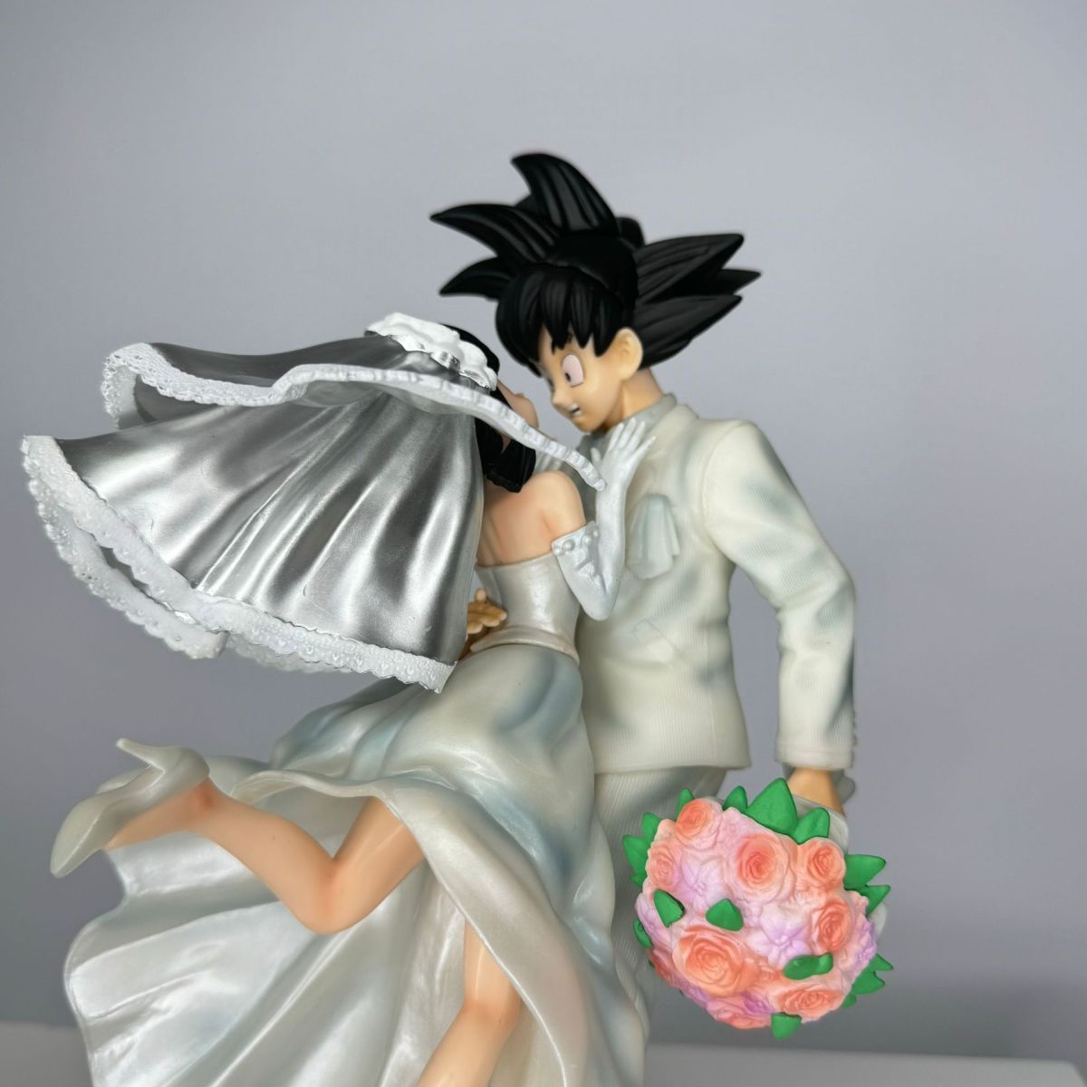 ドラゴンボール 悟空&チチ 結婚 フィギュア レア 悟空 チチ フィギュア