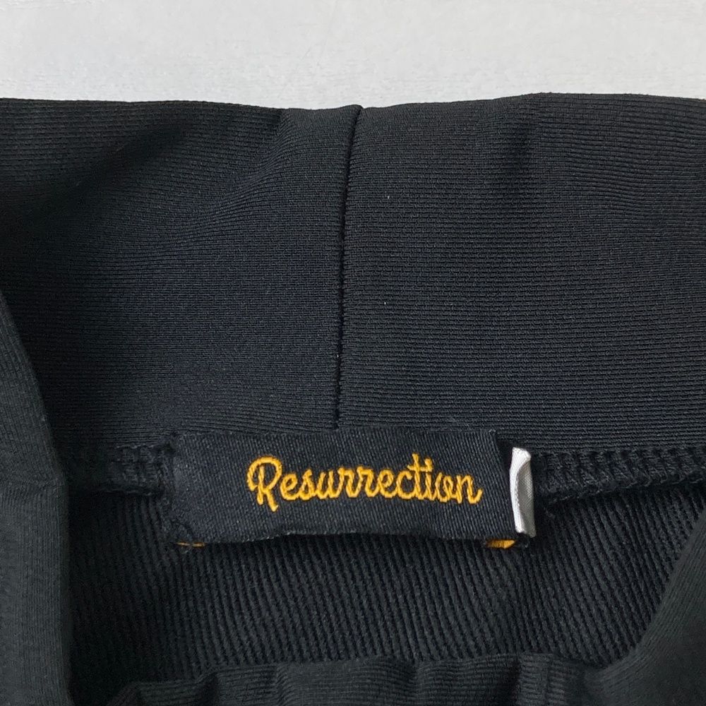 レザレクション