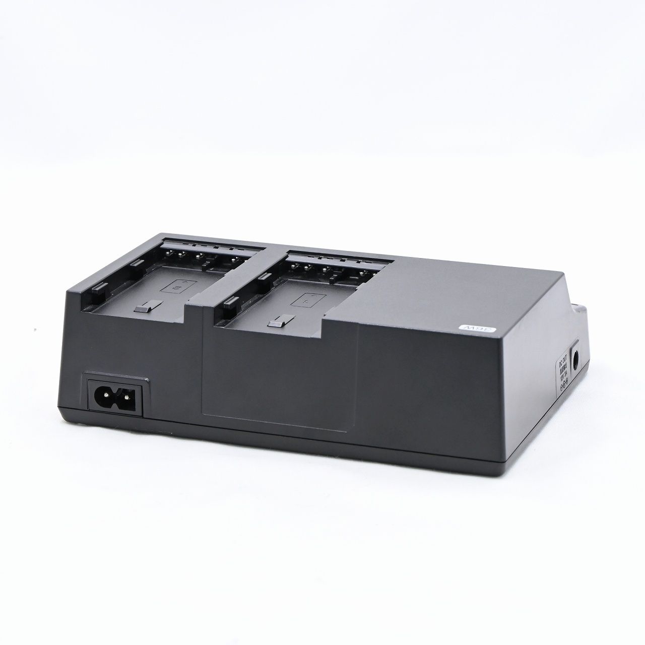 SONY BC-U2A 36W　ソニー 充電器　中古　美品 SONYソニー BC-U2A 36W 充電器 バッテリーチャージャー SONY BC-U2A