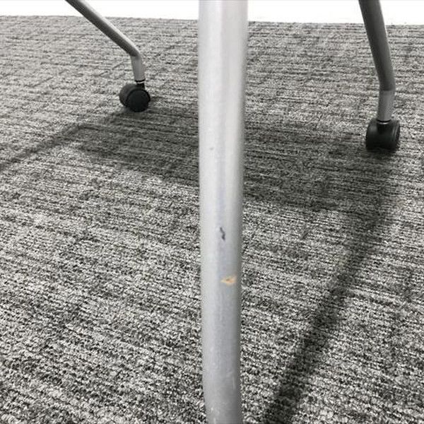 スタッキングチェア 肘無