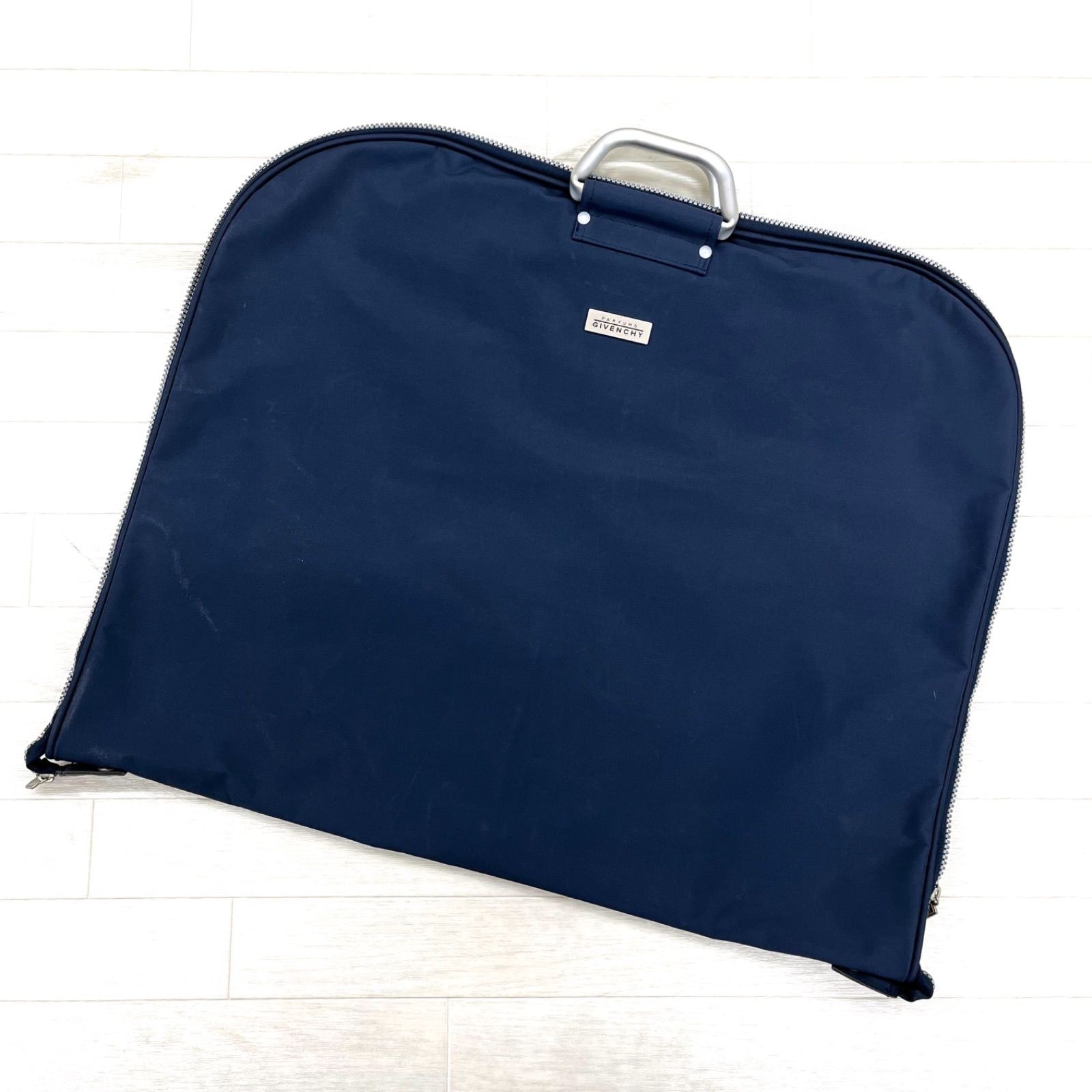 GIVENCHY ガーメント バッグ ネイビー メンズ
