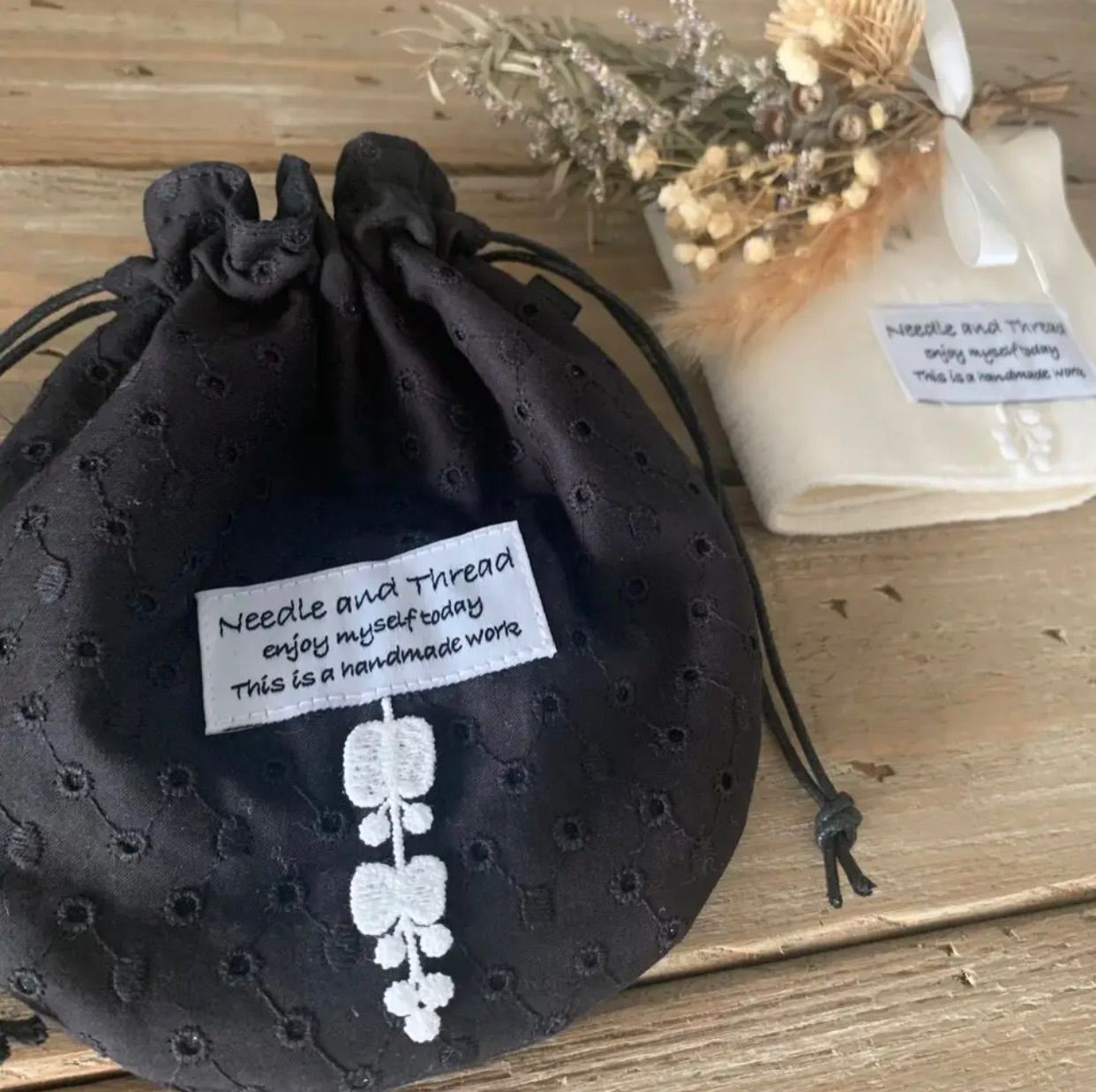 ハンドメイド】巾着・ミニタオルセット (巾着袋 布 ポーチ 小物入れ