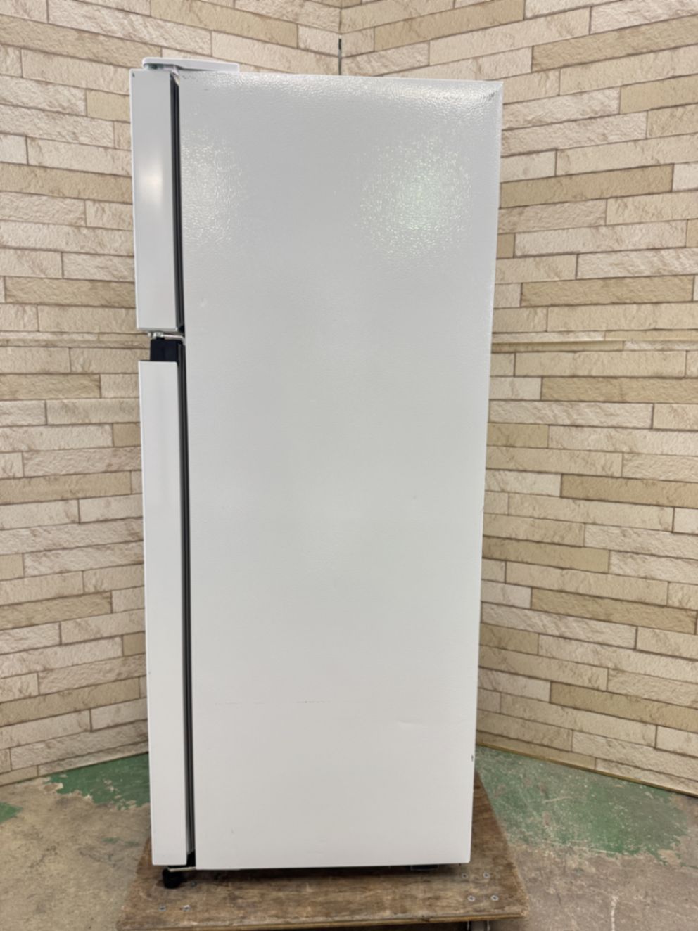 大阪送料無料☆3か月保障付き☆冷蔵庫☆ハイセンス☆2ドア☆2023年☆HR