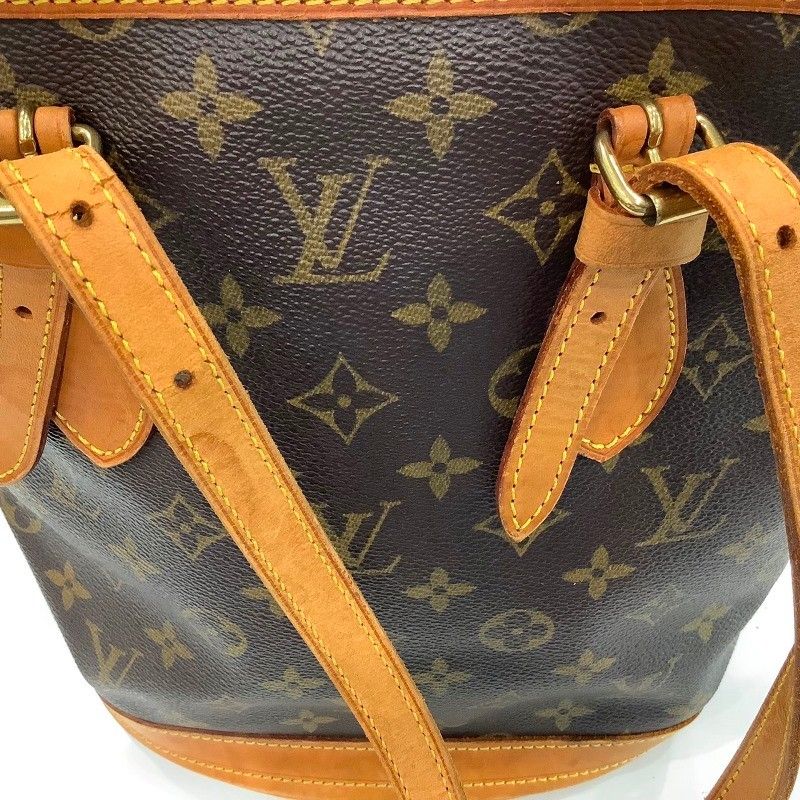 Vuitton モノグラム