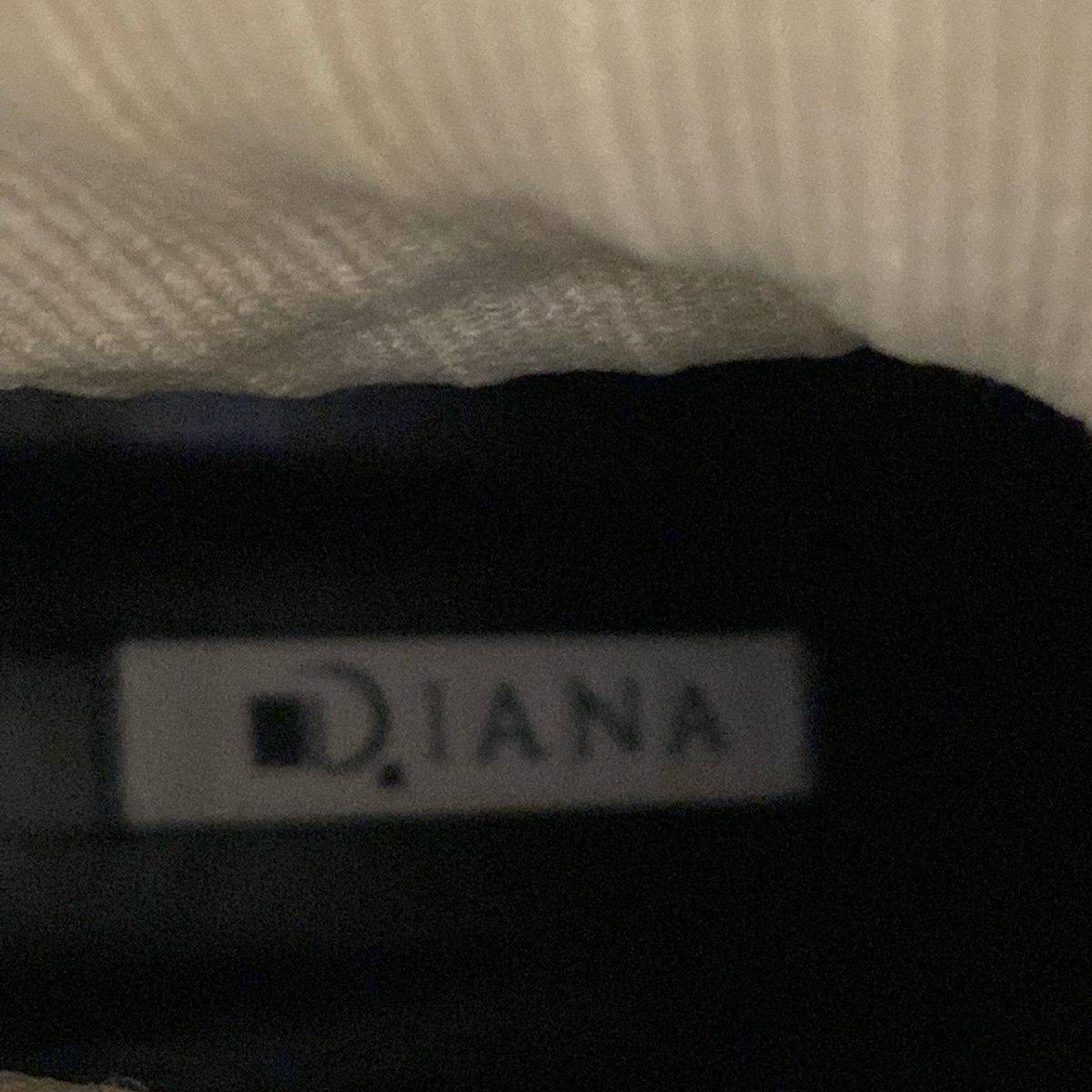 アイボリー×ベージュ