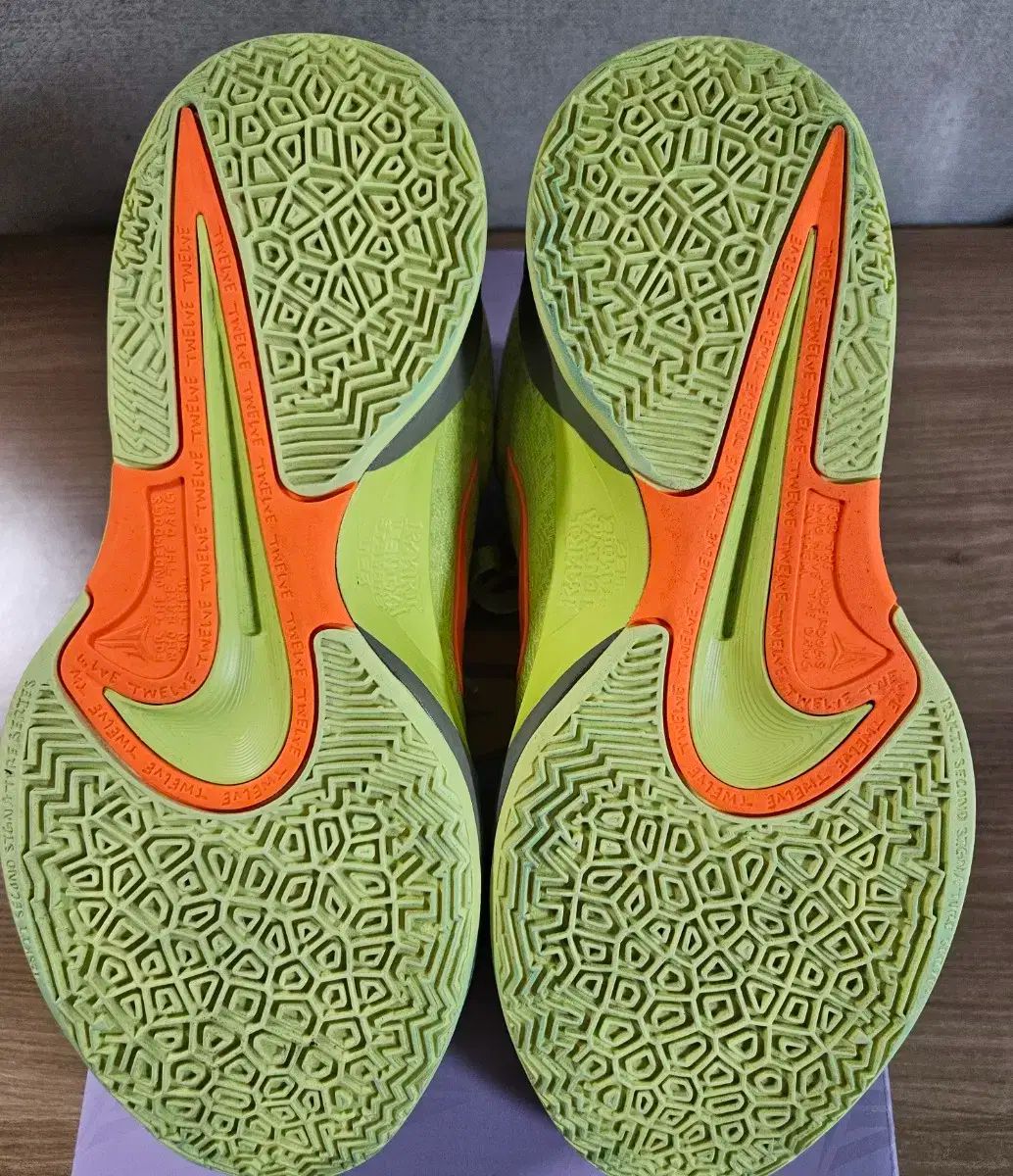 シューズ(男性用)☆【完売間近】 NIKE(ナイキ) バスケットシューズ 今すぐ 2 ja 調整可能