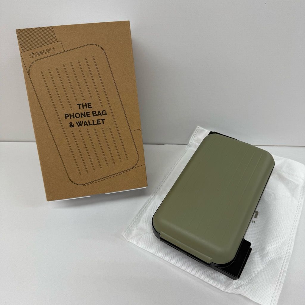 新品未使用品 OGONオゴン THE PHONE BAG & WALLET - メルカリ