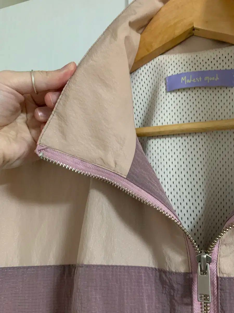 ウィンドブレーカー