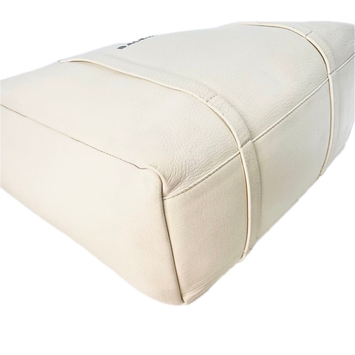 BALENCIAGA バレンシアガ エブリデイ トートバッグ レザー