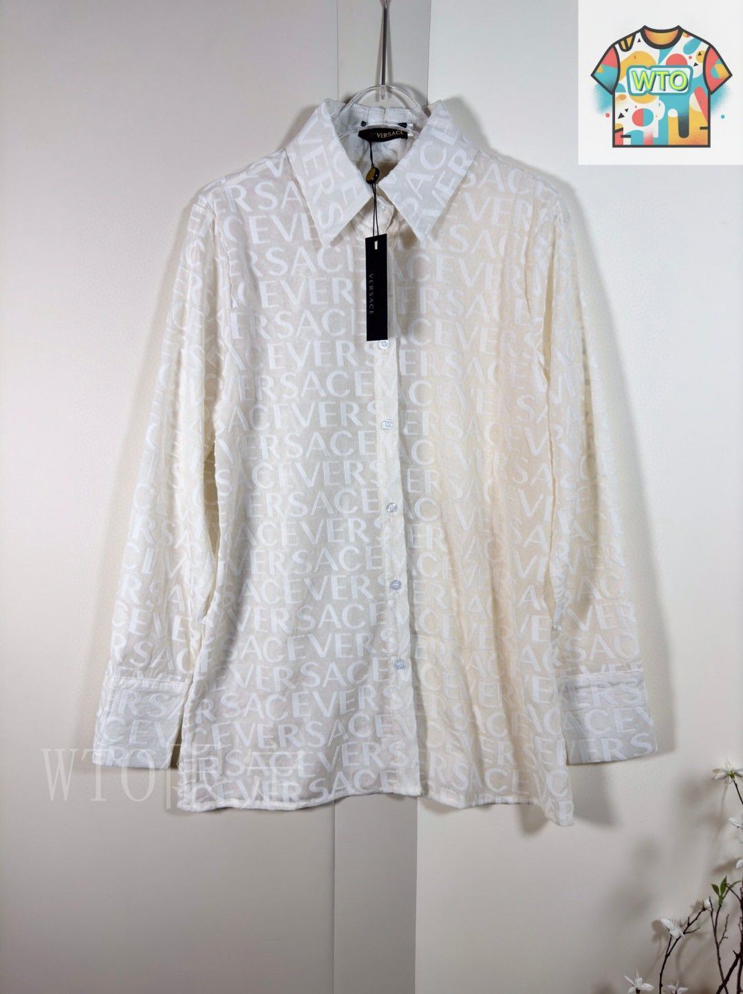 今日特価】Versace All-Over Logo Flocked Jacquard Letter Long