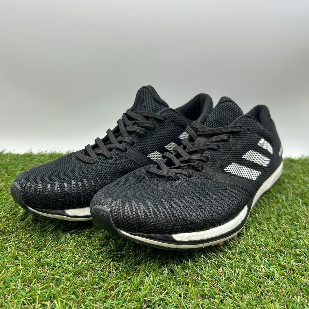 adidas adizero takumi_sen5 希少完売モデル 速さを操りショートレースに挑む。アディダスからスピードの