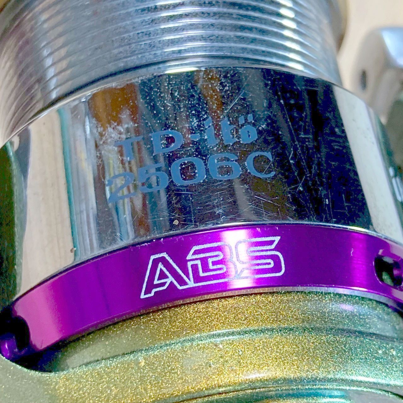 【限定】TD-ito 2506C メガバス×ダイワ コラボモデル 　美品 限定】TD-ito 2506C メガバス×ダイワ コラボモデル 希少 - メルカリ