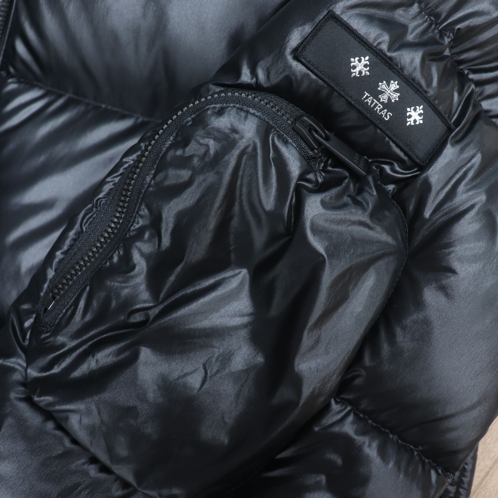 ITX93OPI62KI 国内正規 美品 TATRAS タトラス BELBO ベルボ ダウン  