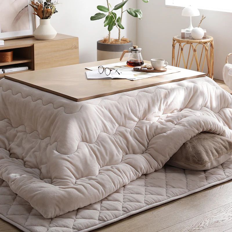 ２０２５年 なめらかな肌触り 上質なフランネル仕上げ こたつ掛け布団 ラグ 2点セット 抗菌防臭＆静電気防止機能付き 長方形 ２色選択