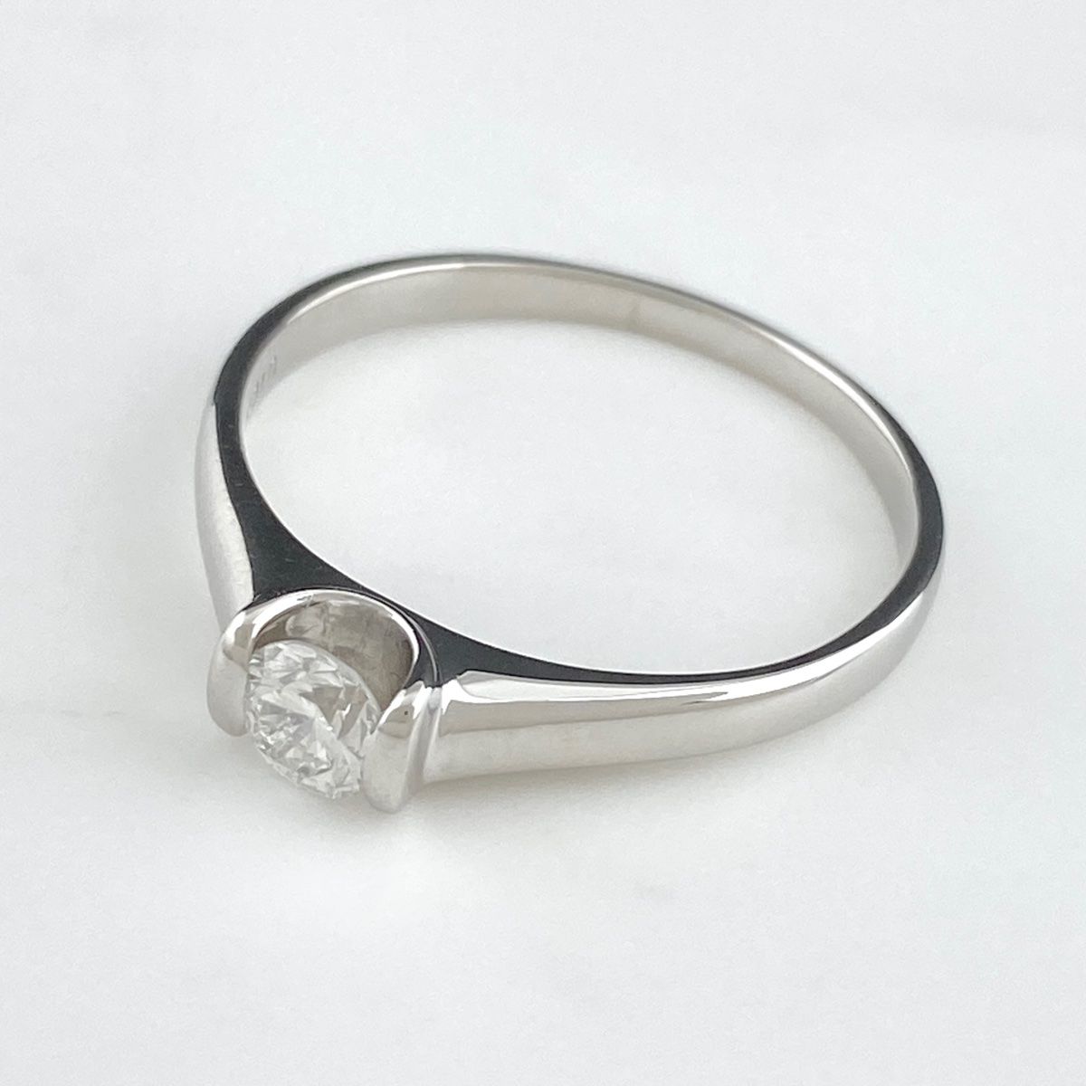 ダイヤモンド デザインリング プラチナ 指輪 リング 15.5号 Pt900 