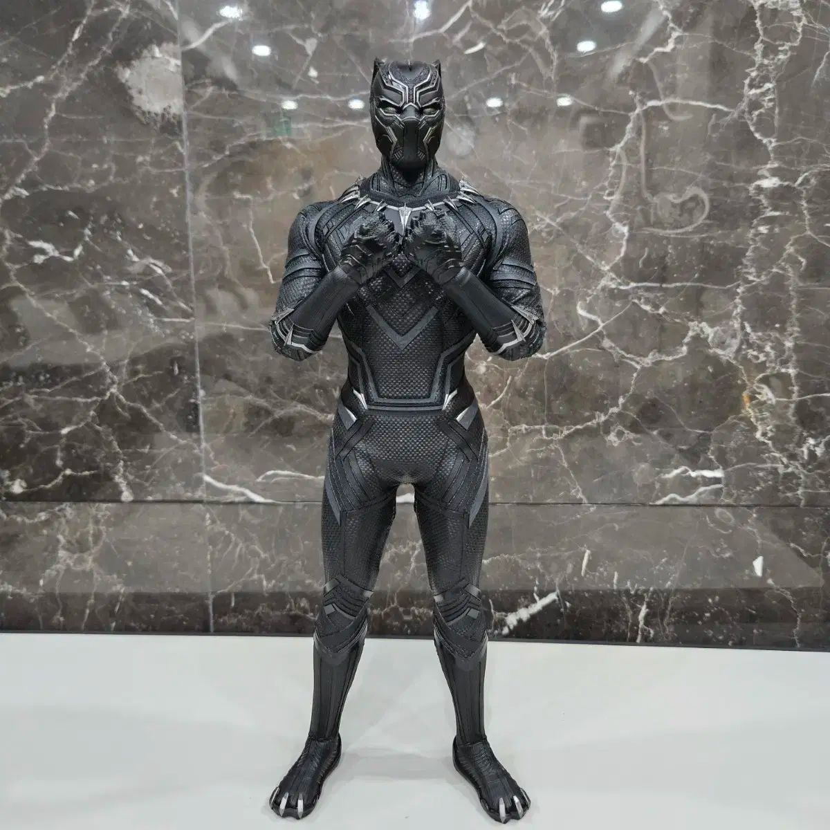 ホットトイズ ブラックパンサー （ホットトイズ ムービー