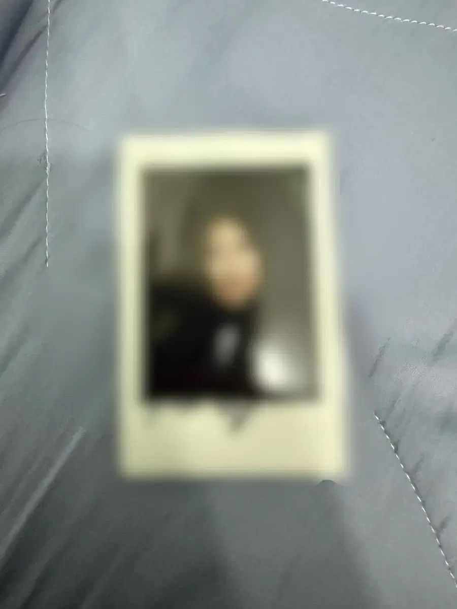 キム・ミンジュ(KIM MINJU) サイン入りチェキ サイン入りポラロイド