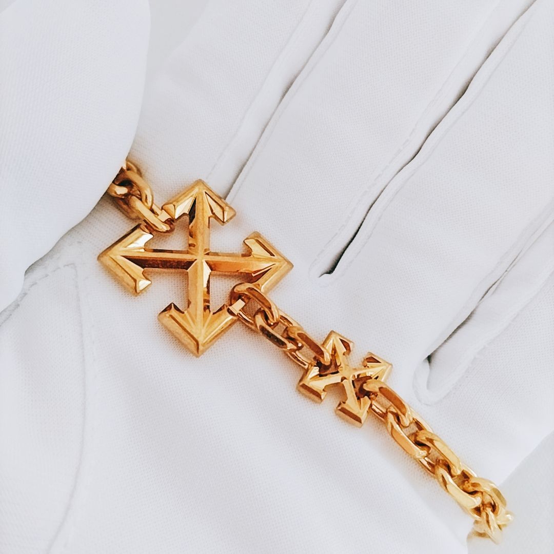 新品未使用】Off‐White◇アローブレスレット オフホワイト ロゴ