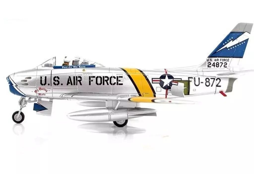 ミニカー 1|72 F-86F セイバー ”ジーン クランツ EAA航空博物館所蔵機” HA4327