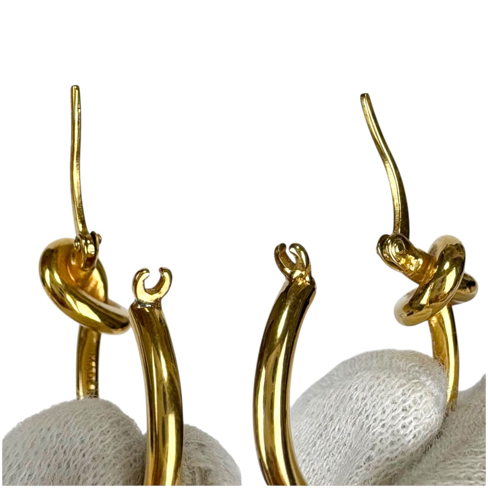 セリーヌ ピアス ノット箱付き セリーヌ(CELINE)|CELINE ノット