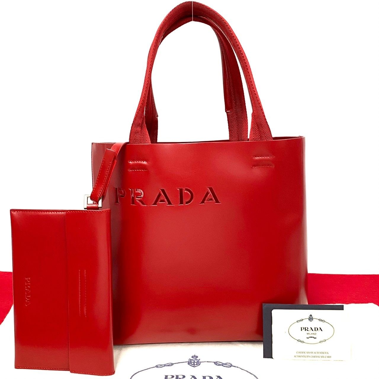 PRADA レッドレザー バッグ 保存袋付き
