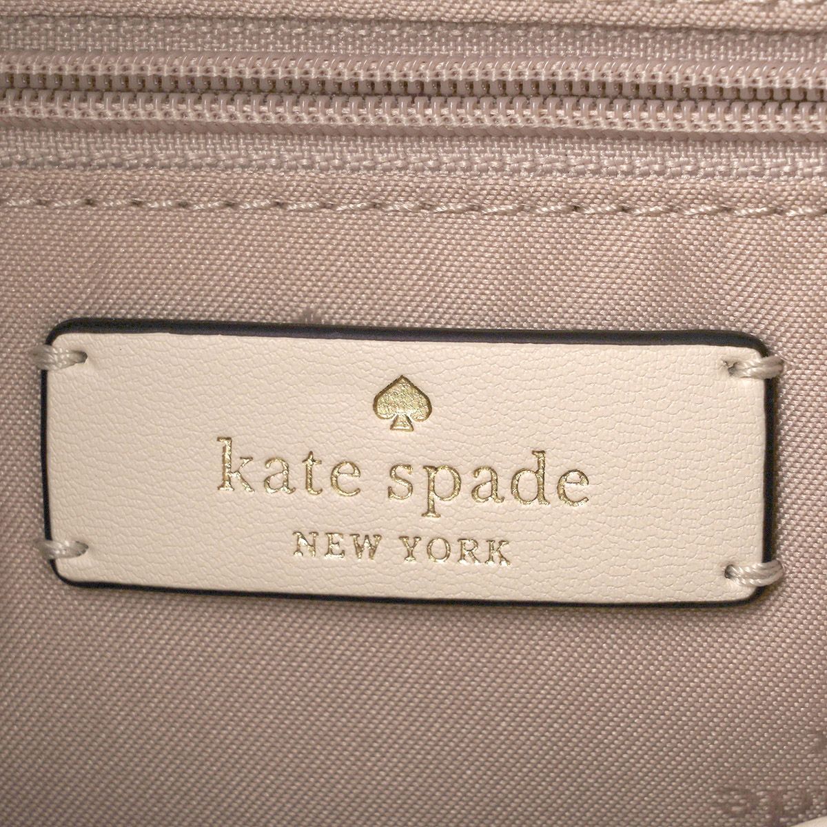 新品 ケイトスペード kate spade リュックサック MEDIUM FLAP BACKPACK パーチメントマルチ