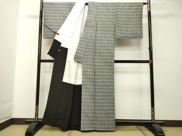 平和屋着物○大変加工の良い総絞り小紋 黒地 正絹 逸品 DAAS2257tw