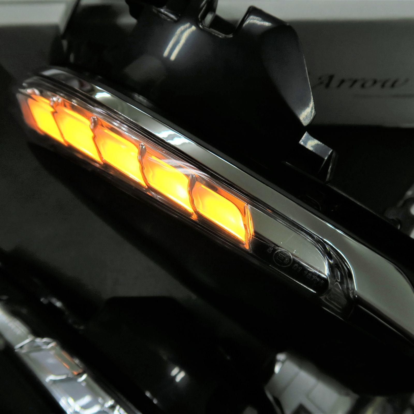 旧モデル処分価格 C-HR ＣＨＲ GRスポーツ 他用 シーケンシャル 流れるドアミラーウインカー スイッチ切替シーケンシャルターンランプ 左右 青ポジション 箱汚れ ＡＶＥＳＴ アベスト ヤマト FFCRYSTALESIA_COM