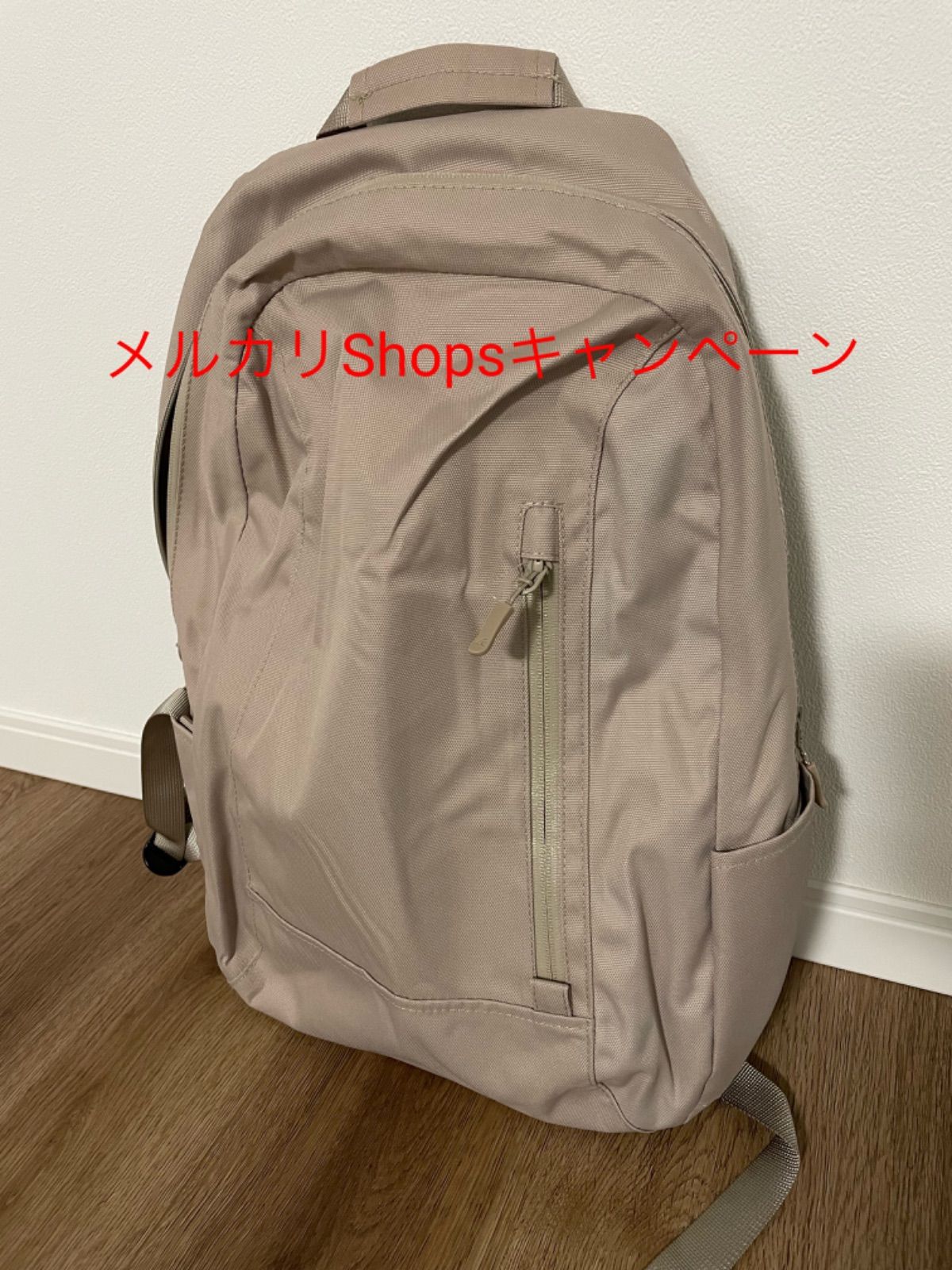 新品 ワークマン 防水デイバッグ 25L ベージュ ワークマン リュック 