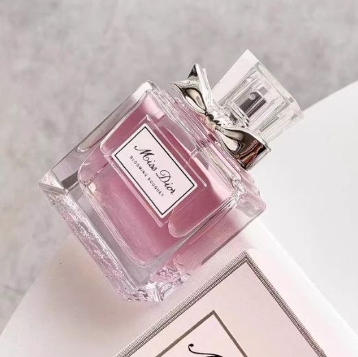 新品未開封】ミスディオール DIOR ブルーミング ブーケ 100ml
