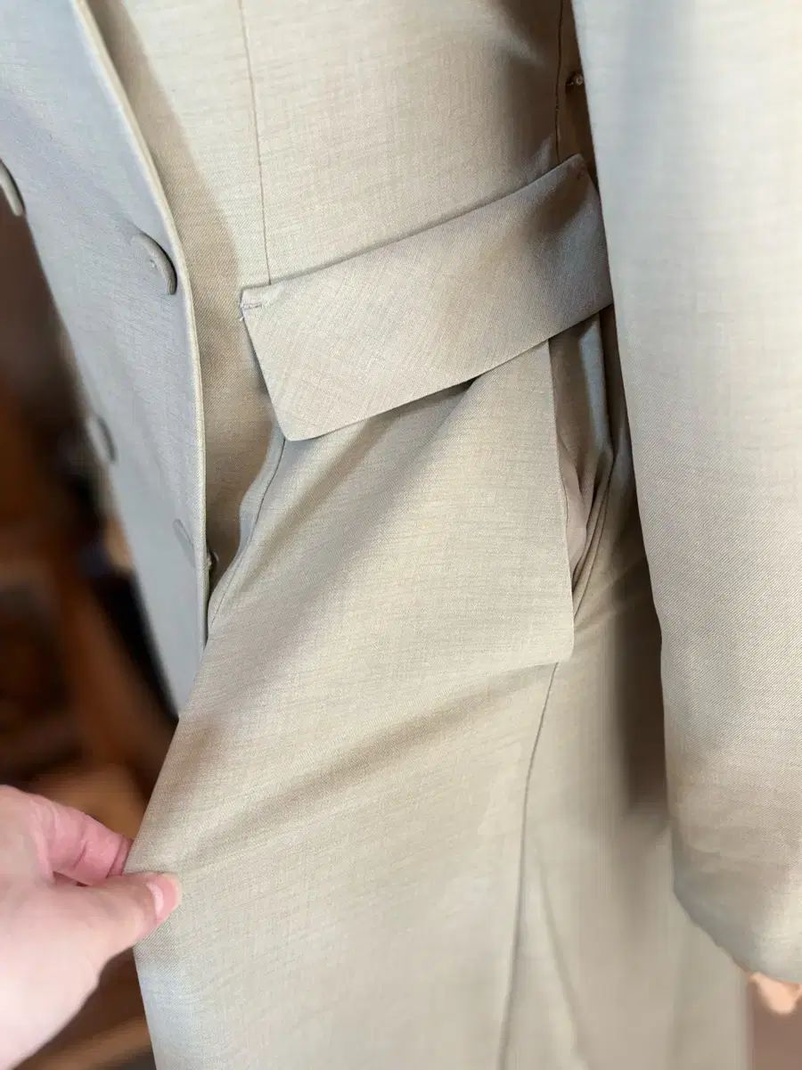 ライトグリーン MORGAN