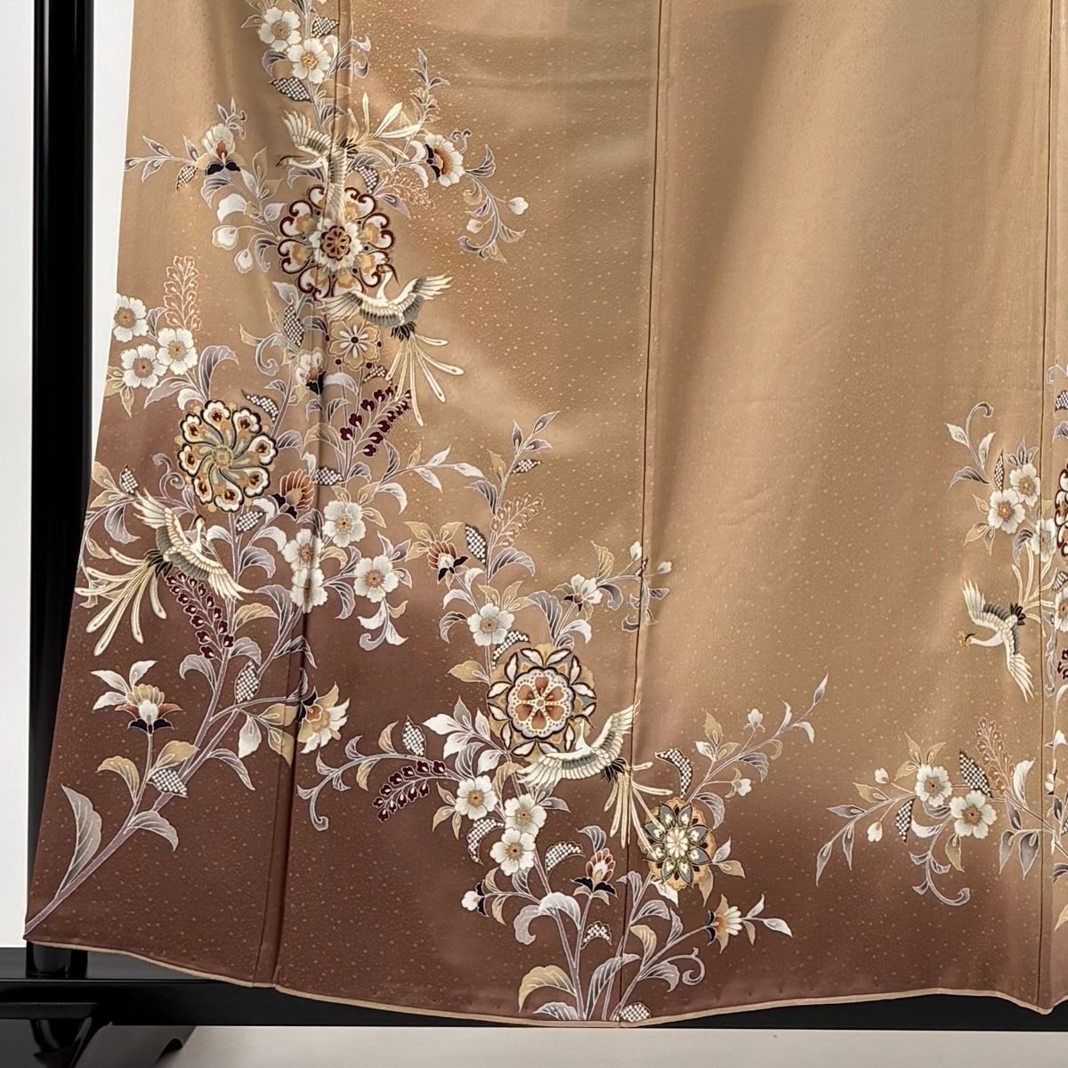 付下げ 身丈159cm 裄丈63cm S 袷 華文 鳥 金彩 ぼかし 薄茶色 正絹 秀品 一つ紋