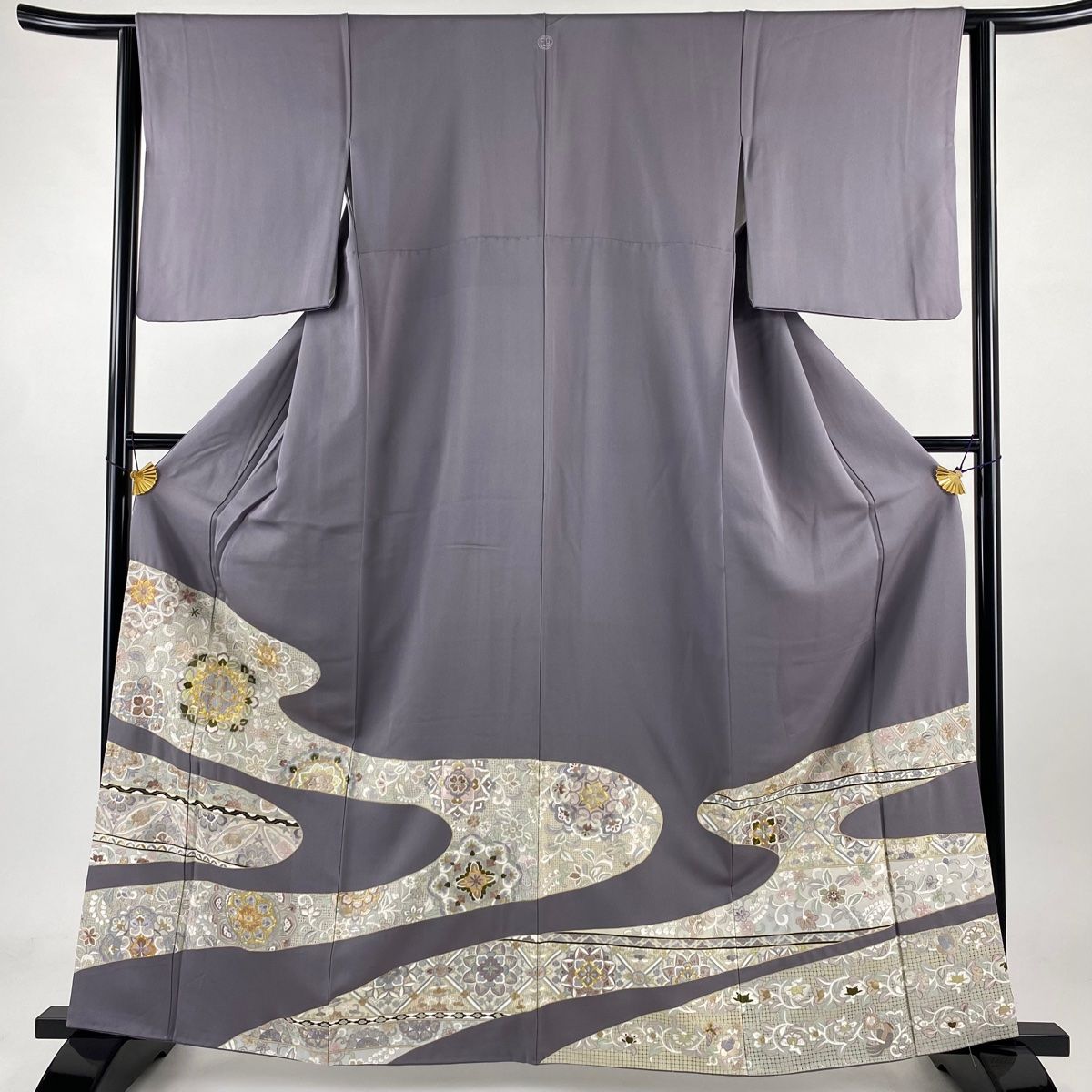 色留袖 身丈161.5cm 裄丈63cm S 袷 華文 霞 刺繍 金糸 灰紫 正絹 名品 一つ紋