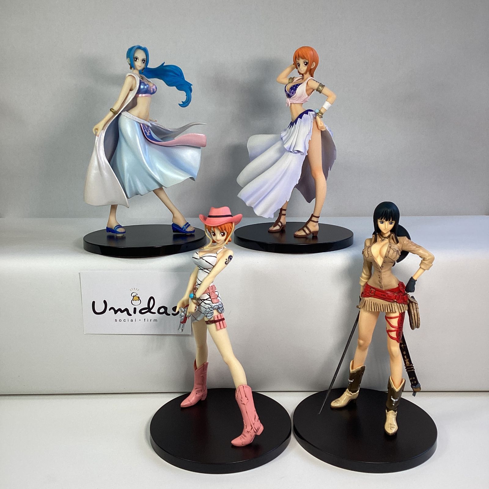 ワンピース　フィギュア　ガールズスナップコレクション　ナミ　ビビ　ロビン ワンピ】*ナミ* *ビビ* *ロビン* ガールズスナップコレクション
