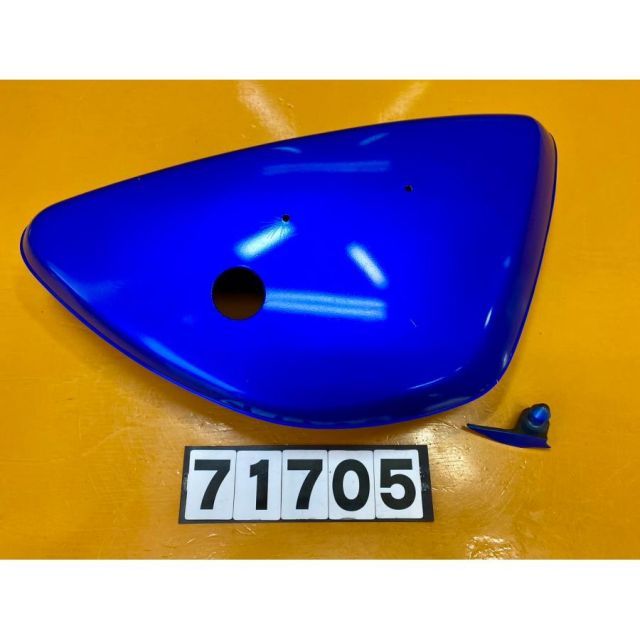 71705 HONDA ホンダ 250ss 400ss KH 250 400 マッハ 350 サイドカバー 青 折れあり
