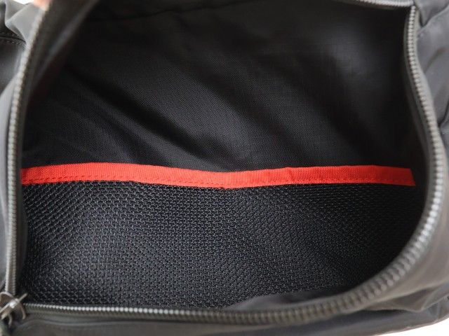 ショルダーバッグ