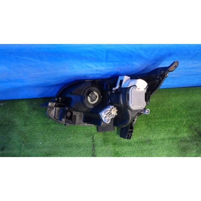 ステラ DBA-LA110F 右ヘッドライト