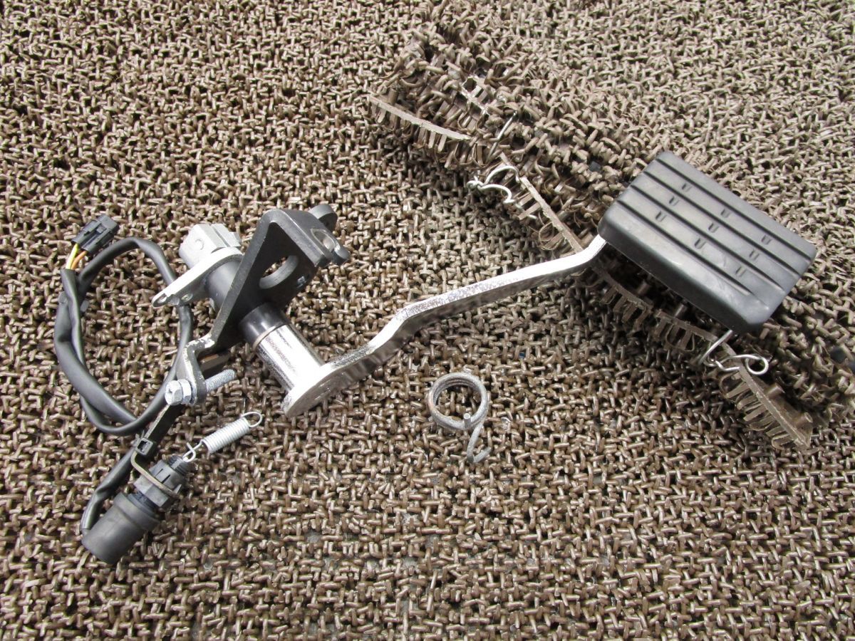 ドラッグスター250 ブレーキペダル ●X963！VG05J ヤマハ 【 G607E 】 DragStar キャブ車