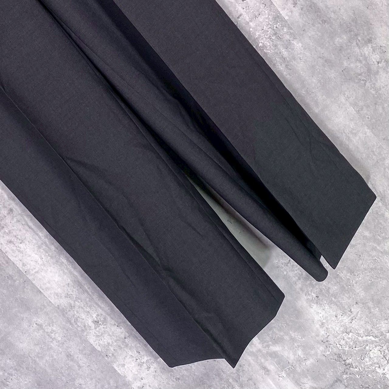 PRADA』プラダ (40) ストレートスラックス - メルカリ 