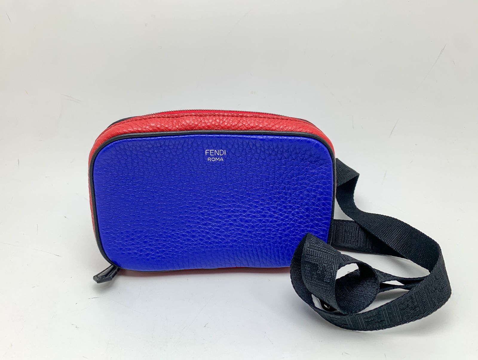 FENDI フェンディ マルチカラー 赤/青/黒 レッド/ブルー/ブラック ミニ