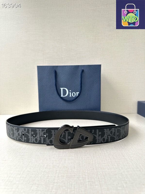今日特価】Dior CD30 マルチカラーベルトバックル-1 - メルカリ