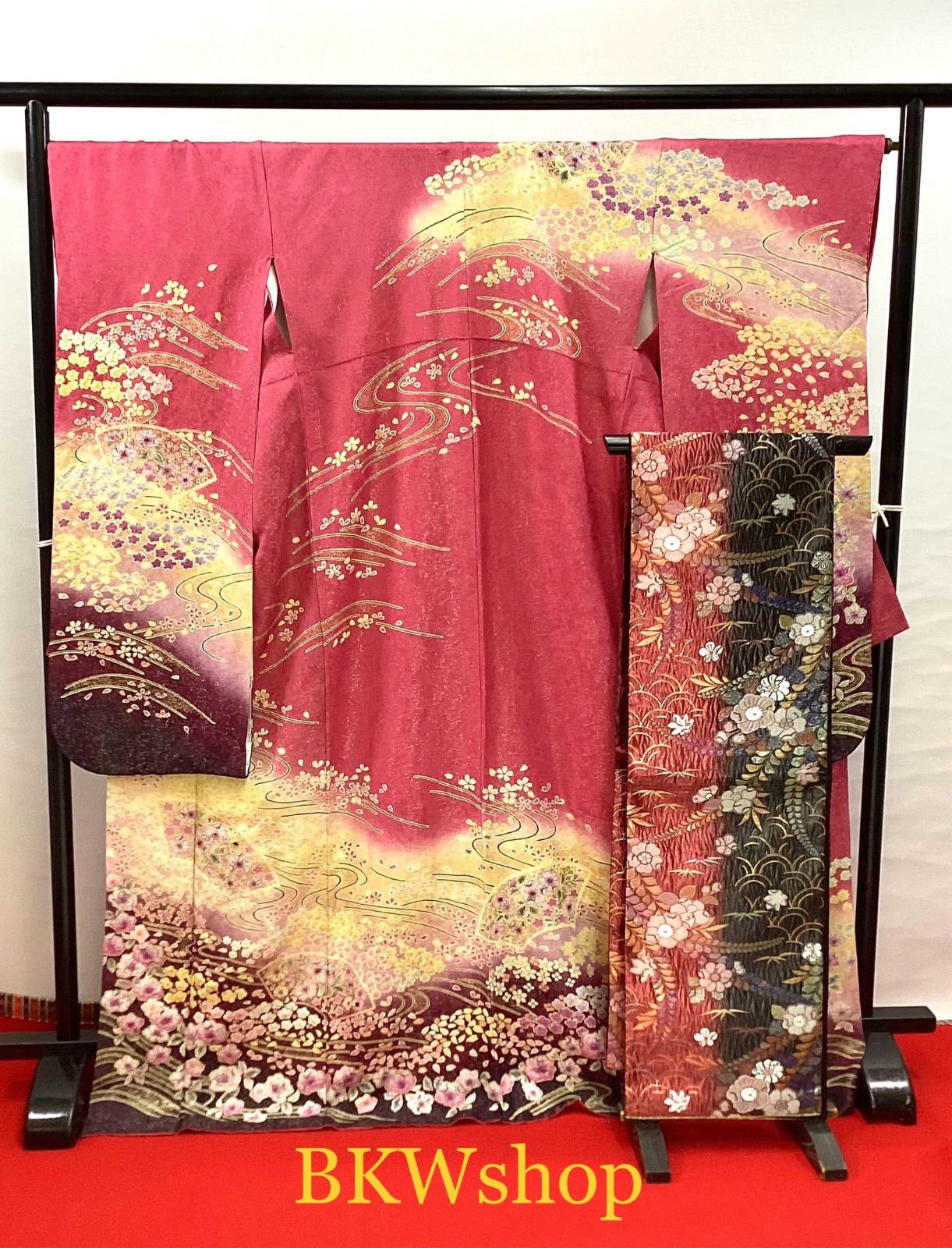 ＜大特価　現品限り＞　used　正絹　振袖・袋帯　2点セット　ピンクラメ地　辻ヶ花流れ　成人式　およばれ　着付け練習