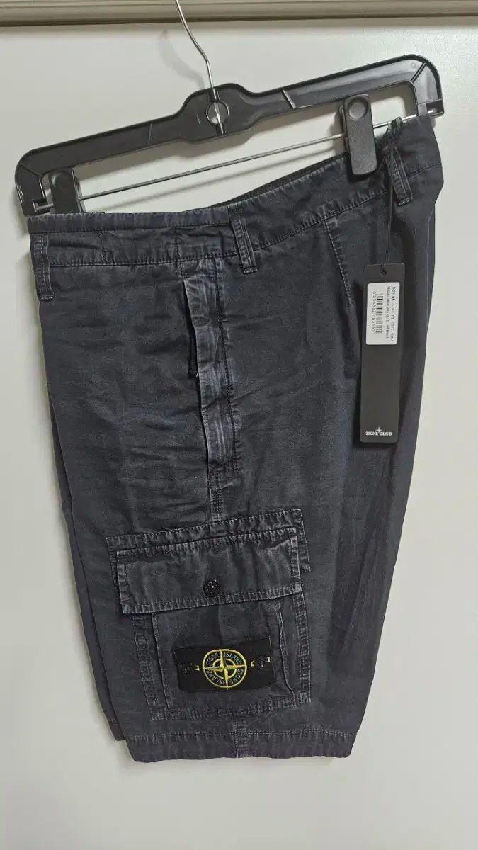 STONE ISLAND ストーンアイランド バミューダ ショートパンツ ハーフパンツ