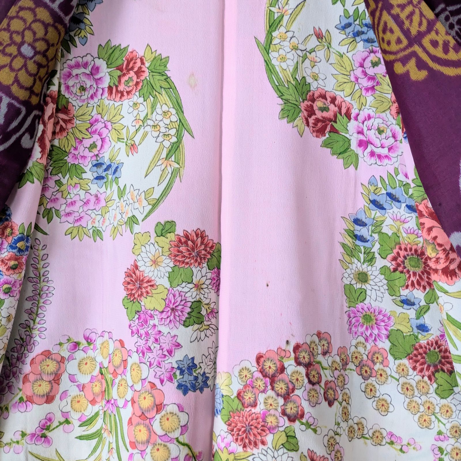 Crest pattern