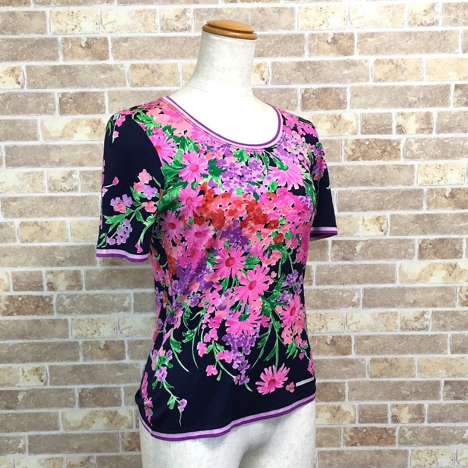 送料込み！ 美品 LEONARD トップス S ネイビー 花柄 コットン
